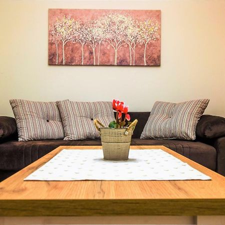 Studio Apartman Tvrtko Varazdin Bagian luar foto